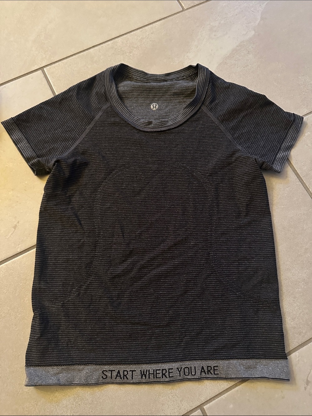 lululemon athletica womens Short Sleeve Seamless Tee — Charcoal gray and black